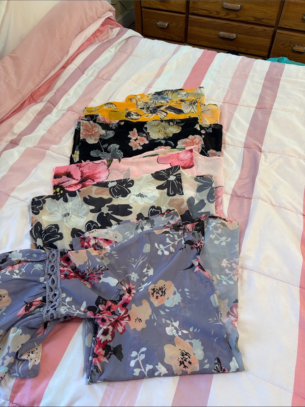 Bundle of sheer Kimonos -floral